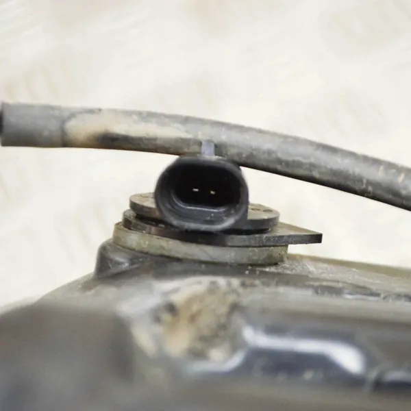 Pyyhkijän Nesteen Säiliö Tesla Model X 2020 image 8