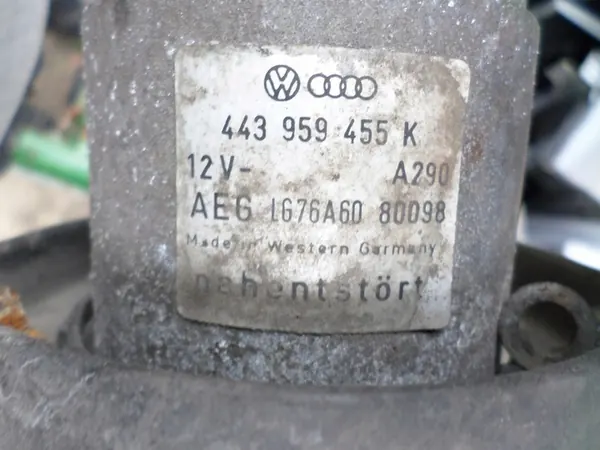 Kylarrubrik Audi 100 C3 2.0 B image 2