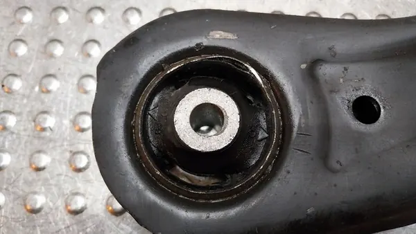 Braccio di Controllo Anteriore Sinistro 6R0407151A Ibiza IV Fabia II Polo V image 3