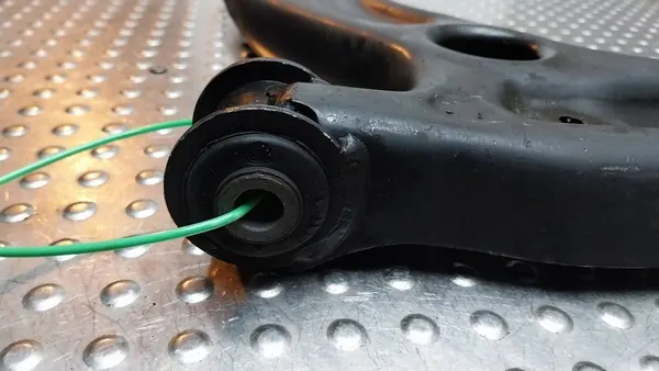 Braccio di Controllo Anteriore Sinistro 6R0407151A Ibiza IV Fabia II Polo V image 4