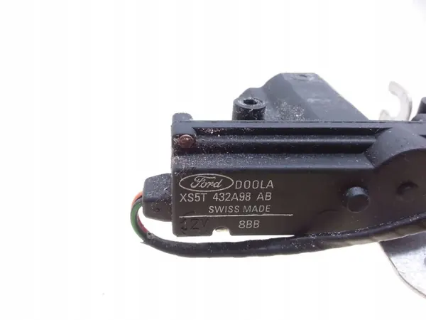 Actuador de cerradura portón Ford Ka OEM XS5T432A98AB image 3