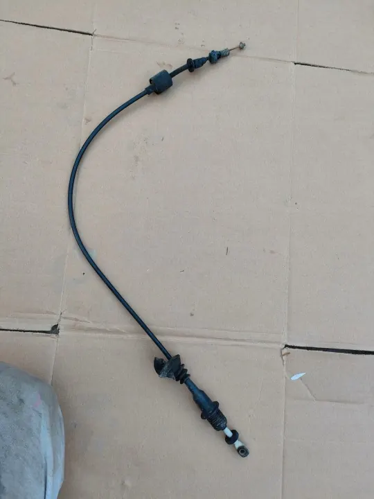 Gaskabel OEM 1243004330 voor Mercedes W124 3.0 TD image 2