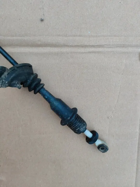 Gaskabel OEM 1243004330 voor Mercedes W124 3.0 TD image 3