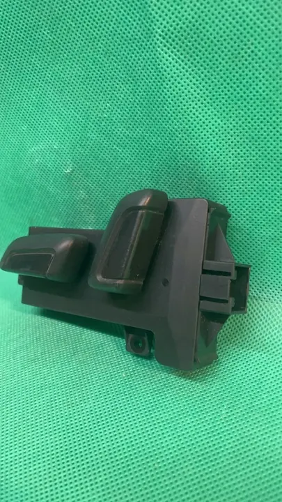 Zetelverstelpaneel Skoda Superb III 5G0959777A image 3