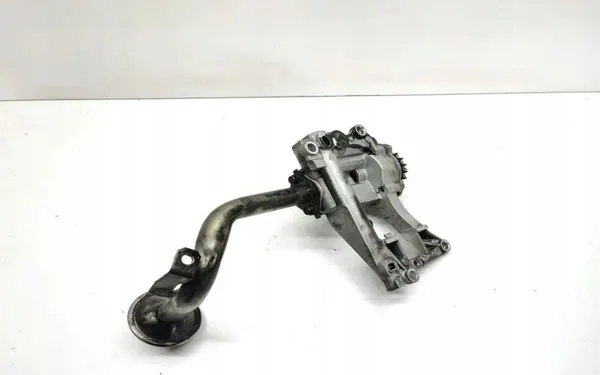 BMW OE 7 789 840 Oljepump - Begagnad image 3