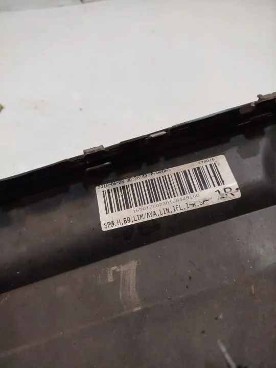 OEM 8W0807521M Difusor Parachoques Trasero Audi A4 B9 Sedán image 10