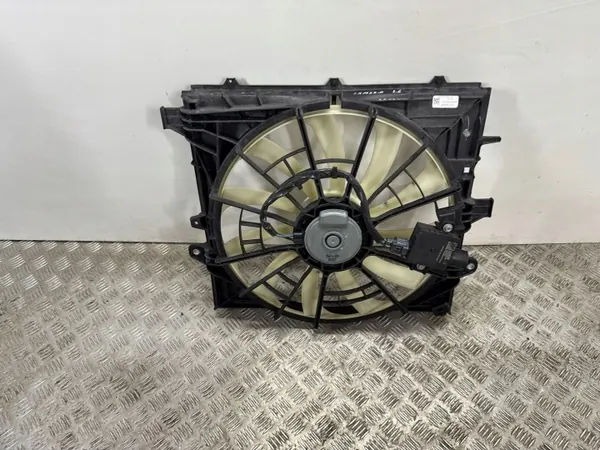 Chevrolet Camaro fläktkåpa OEM 85063502 - Begagnad image 2