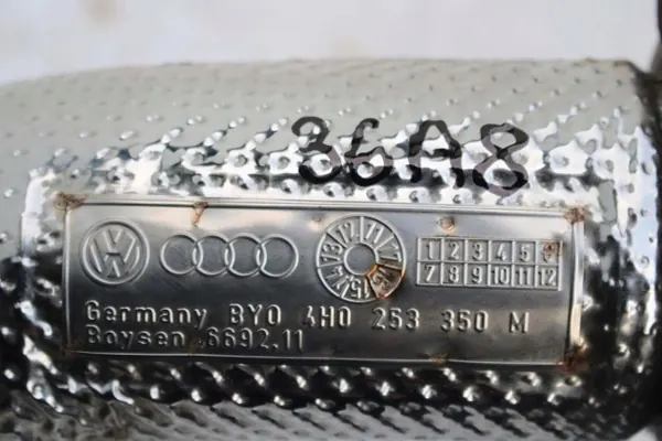 Tubo de escape Audi A8 OEM 4H0253350M - Usado image 3