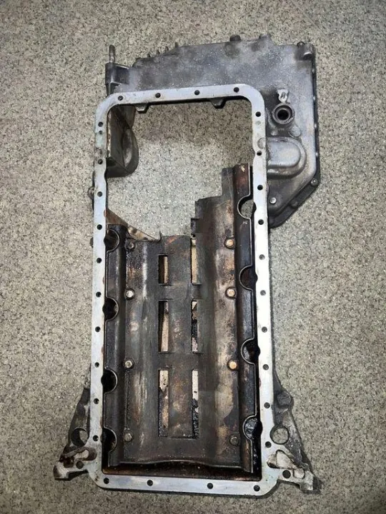 Öljypannu BMW OE OEM 1702637 E38 M67:lle image 3