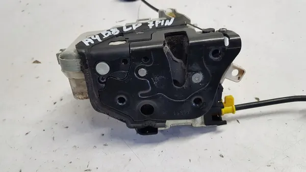 AUDI A6 C7 AVANT VÄNSTER BAKDÖRRSLOCK 8J1837015C image 3