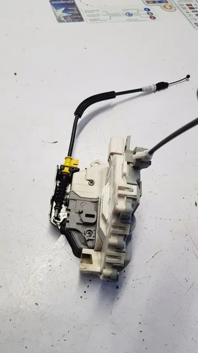 AUDI A6 C7 AVANT VÄNSTER BAKDÖRRSLOCK 8J1837015C image 6