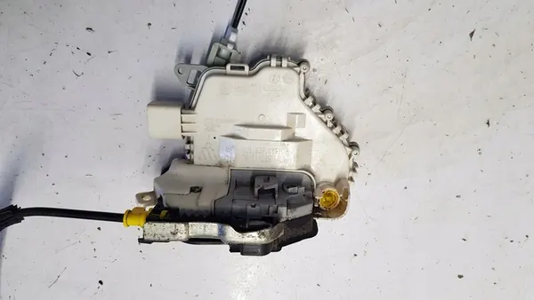 AUDI A6 C7 AVANT VÄNSTER BAKDÖRRSLOCK 8J1837015C image 7