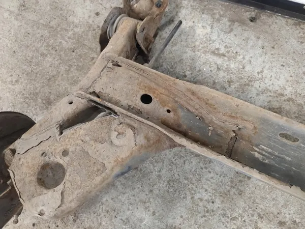 Traversa sospensione posteriore Skoda Octavia 3 5Q0501049AD image 7