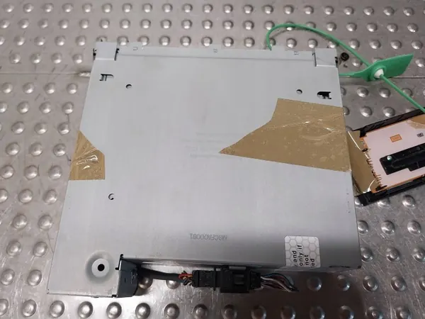 Lecteur CD OEM 8E0035111D pour Audi A4 B6 B7 image 4