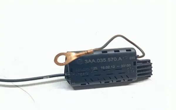 Amplificateur antenne VW OEM 3AA035570A pour CC 2012 image 3