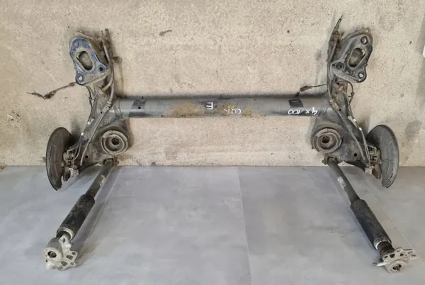 Viga suspensão traseira OEM CZĘŚCI MARMAGCARS 694/800/894 image 2