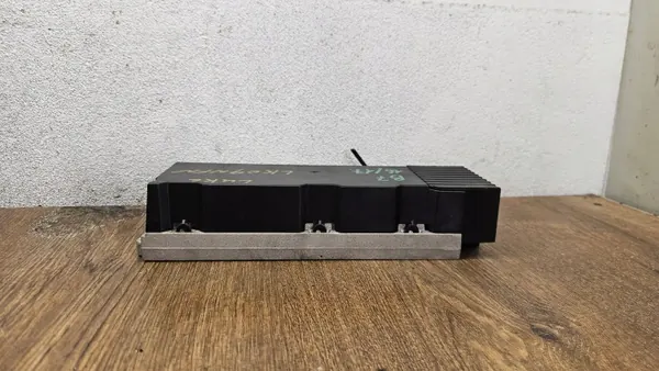 Audi Q7 BOSE Audio-förstärkare OEM 4L0035223D image 4