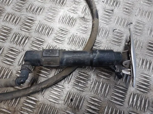 Lave-phare gauche OEM LA7W 1K5955978 pour Golf V image 5