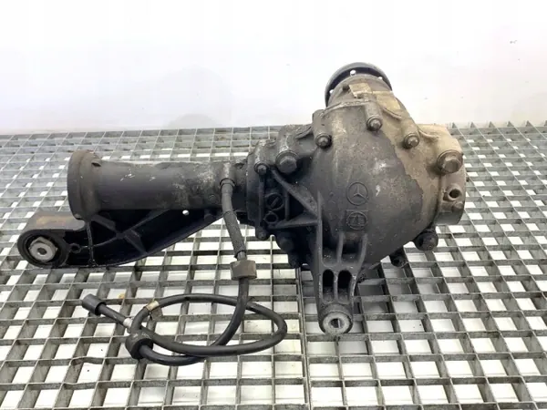 Differenziale anteriore Mercedes GLE A1673305100 OEM image 3