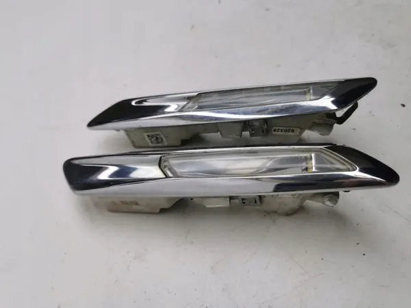 BMW Kotflügelblinker OEM 715416 - Gebrauchtes BMW OE Teil image 2