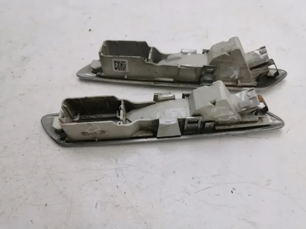 BMW Kotflügelblinker OEM 715416 - Gebrauchtes BMW OE Teil image 5