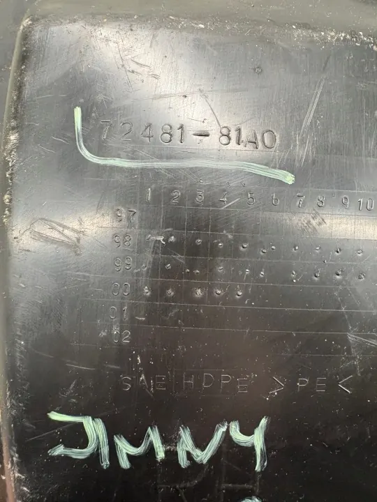 Framre höger stänkskärm OEM 72481-81A0 Suzuki Jimny image 4