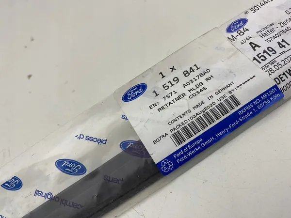 Ford OE 1519841 window seal image 4