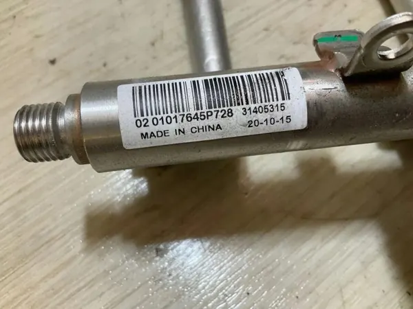 Sensor presión combustible OEM 31405315 Volvo 1.5L image 3
