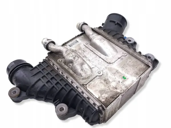 Land Rover Evoque II 2021 Intercooler OEM GJ329L440AD image 5