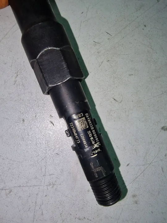 Inyector de combustible Ford Mondeo Mk III image 4