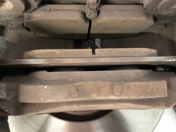 Étriers de frein avant OEM 8W05BG 8W06BG Audi A4 B9 image 10