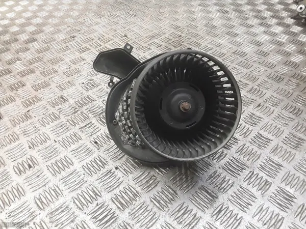 Volvo Värmefläkt OEM LHD28417 - Begagnad image 2