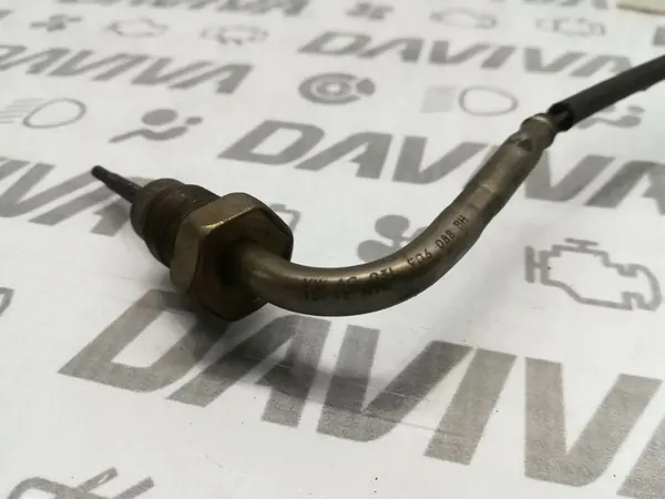 Sensor de temperatura de escape 2.0 TDI 2007 - OEM 03L906088BH image 9