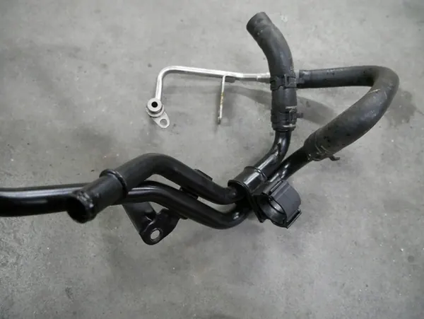 SEAT VW SKODA 1.4 TSI CAX Vesiputki 1K0122063K image 2