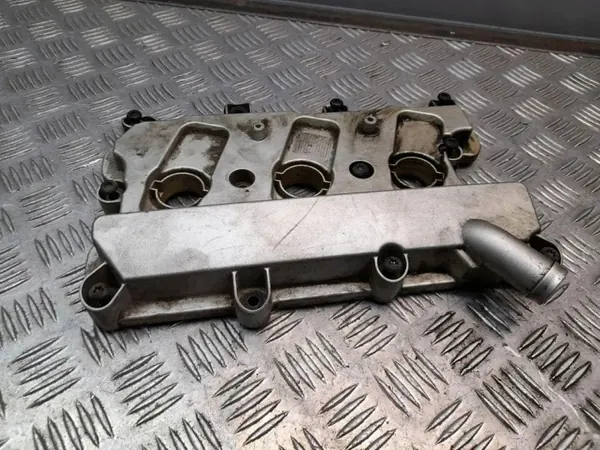 Cubierta seguidor leva OEM 06E103472N Audi Q5 3.2L image 2