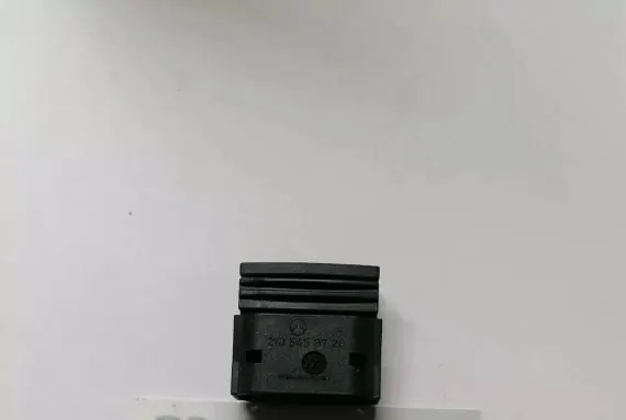 Cubo Farol Mercedes W210 OEM 2105456728 image 2