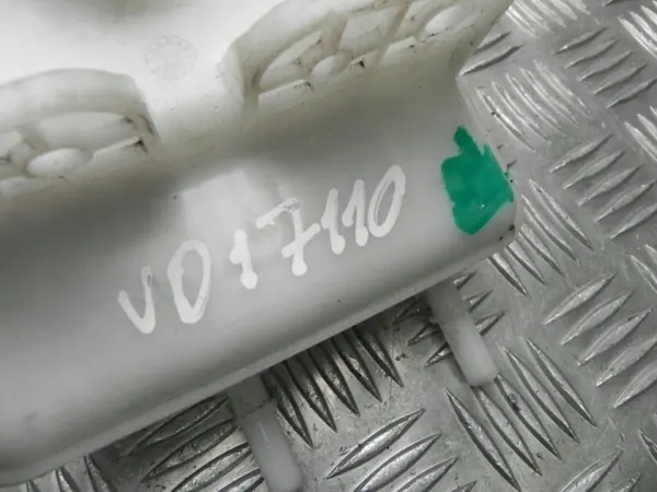 Réservoir de liquide de frein OEM 460918372R Renault ZOE image 3