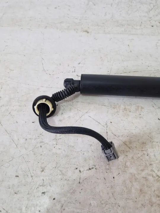 Dodge Durango III Elektrisk Baklucka Aktuator 68333902AB image 4