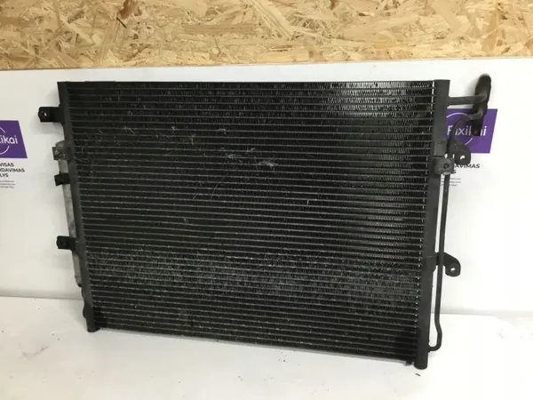 Condenseur AC Land Rover OEM FXK725 - Occasion image 3
