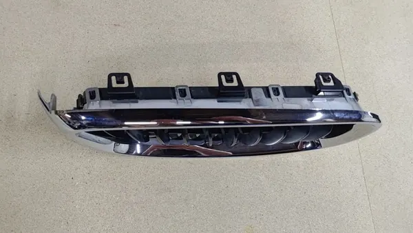 BMW 3 GT F34 Right Grill 51137294804 Original image 3