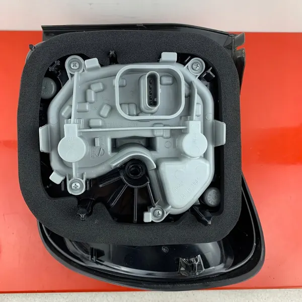 LÁMPARA TRASERA IZQUIERDA MAGNETI MARELLI JEEP RENEGADE image 8