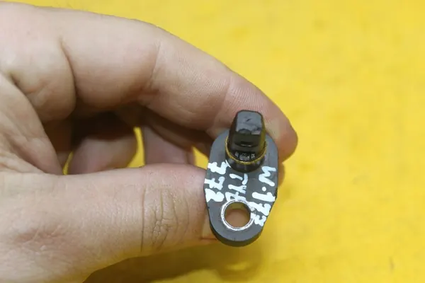 ABS Sensor Achter Mercedes W177 A2479058600 image 3