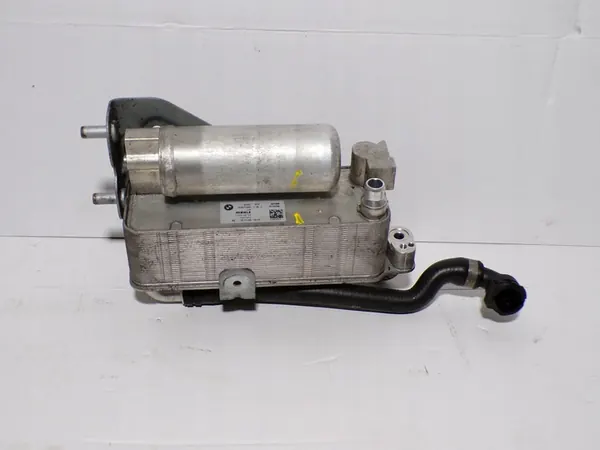 BMW G01 X3 G02 X4 AC-kondensaattori 9367096 image 3