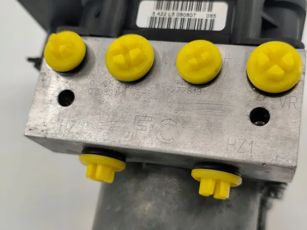 Bomba ABS OEM 13277813 para Opel Corsa D image 4