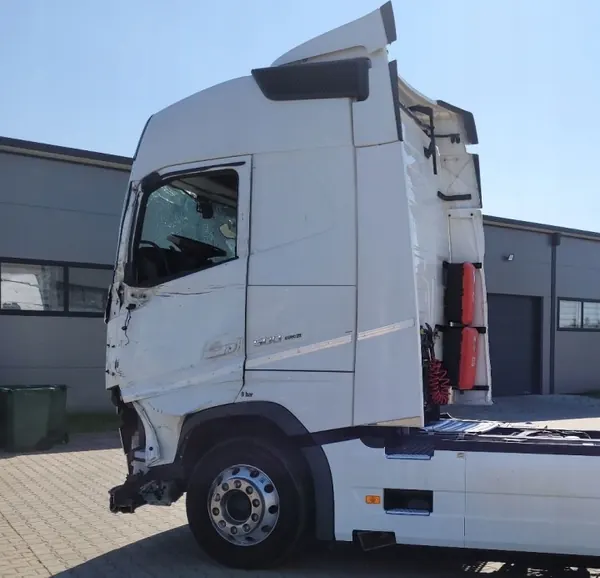 Complete Volvo FH4 500 Euro6 cabine 2017 - Gebruikt image 5