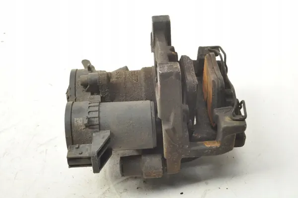Volvo XC60 2019 Vänster Bakre Bromsok OEM 32217363 image 8