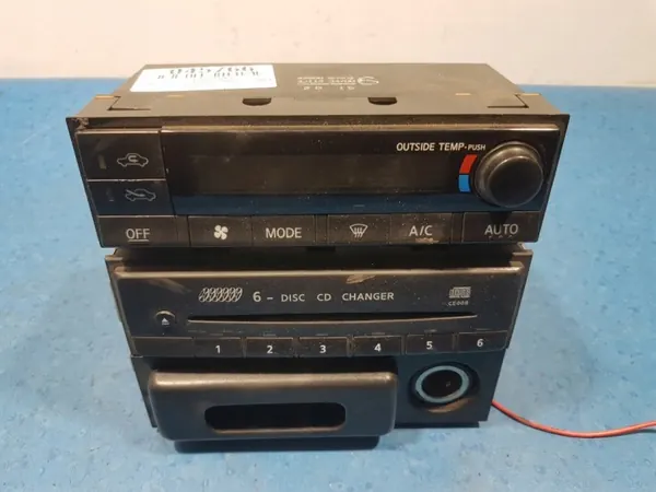 Nissan X-Trail T30 Getriebe OEM 28184-4M500 image 2