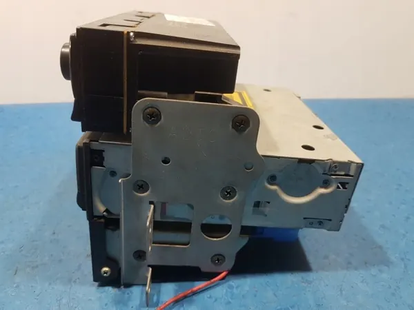 Nissan X-Trail T30 Getriebe OEM 28184-4M500 image 4
