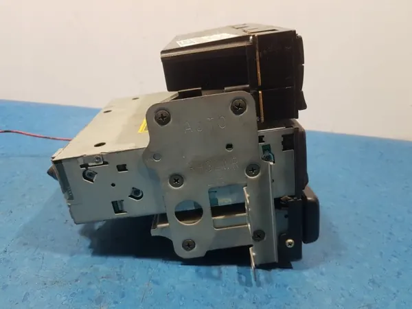 Nissan X-Trail T30 Getriebe OEM 28184-4M500 image 5