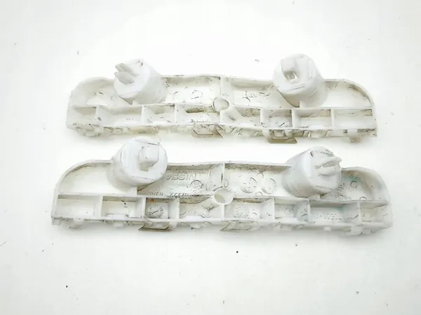 Deslizamento do para-choque dianteiro direito Nissan NAVARA OE image 6